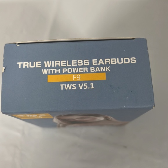 NIB - TWS V5.1 Wireless Earbuds F9 with Power bank - Picture 6 of 8